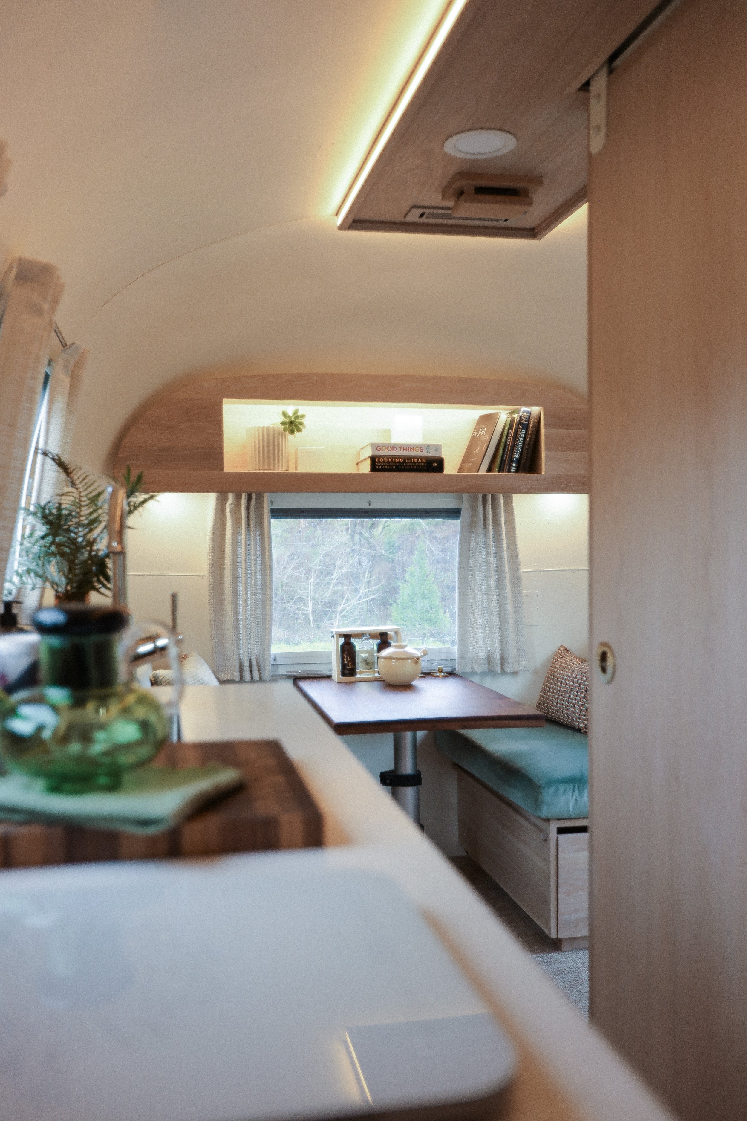Ævum Airstream — Santa Cruz